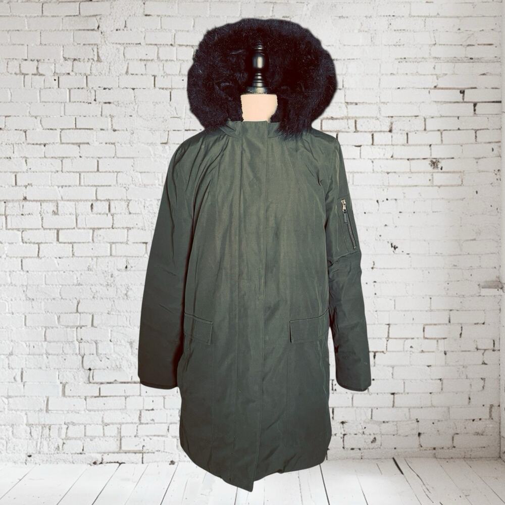 Bass Parka Puffer Jacket Sz XL Womens Olive Down‎ Quilted Black Faux Fur Hood